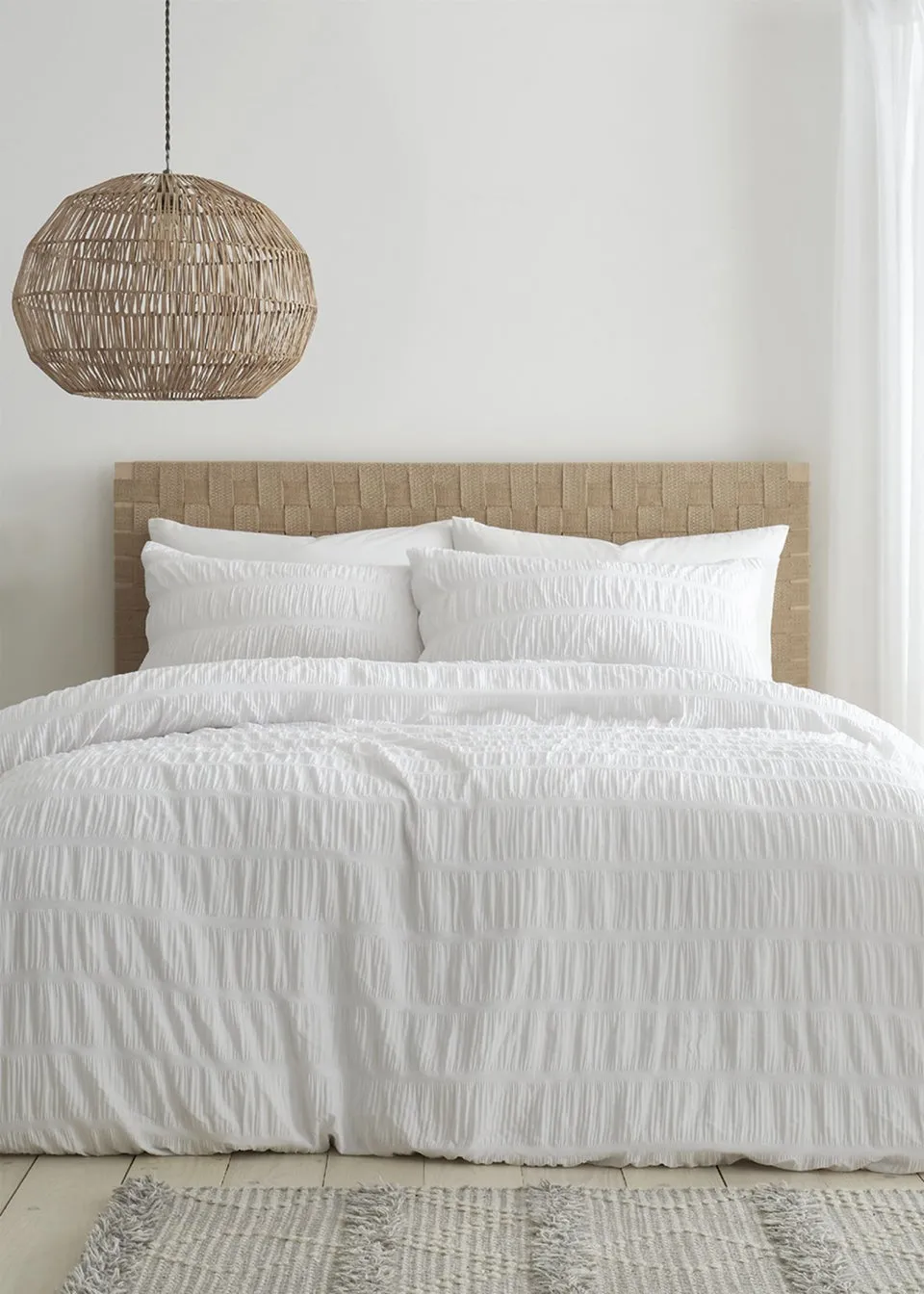 Catherine Lansfield Seersucker Duvet Cover Set White