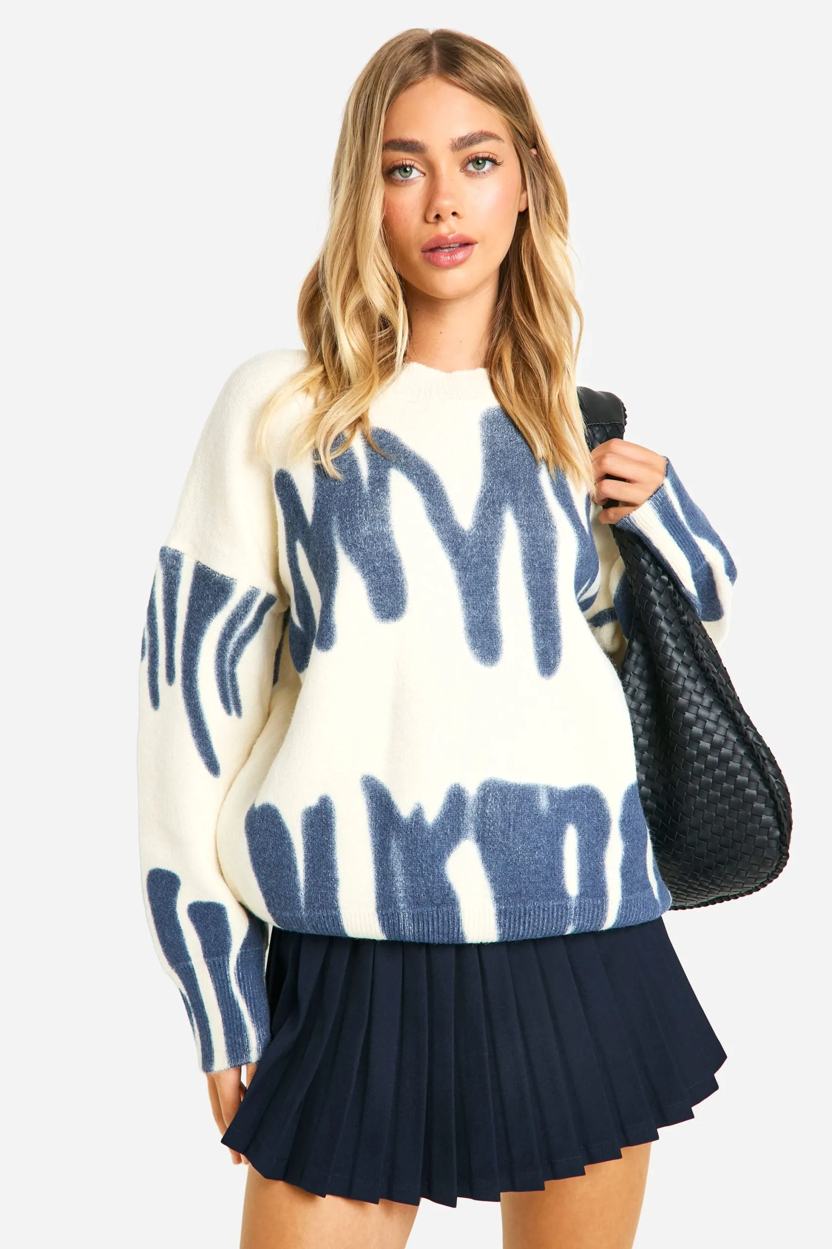 Knitted Contrast Printed Oversized Jumper
