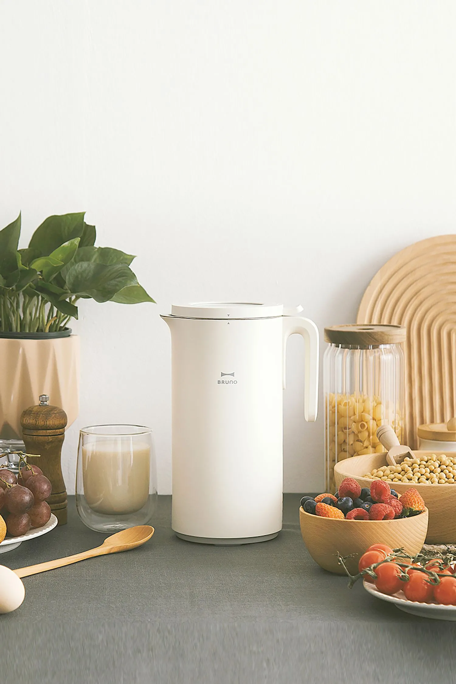 Hot Soup Blender Pro (Ivory)