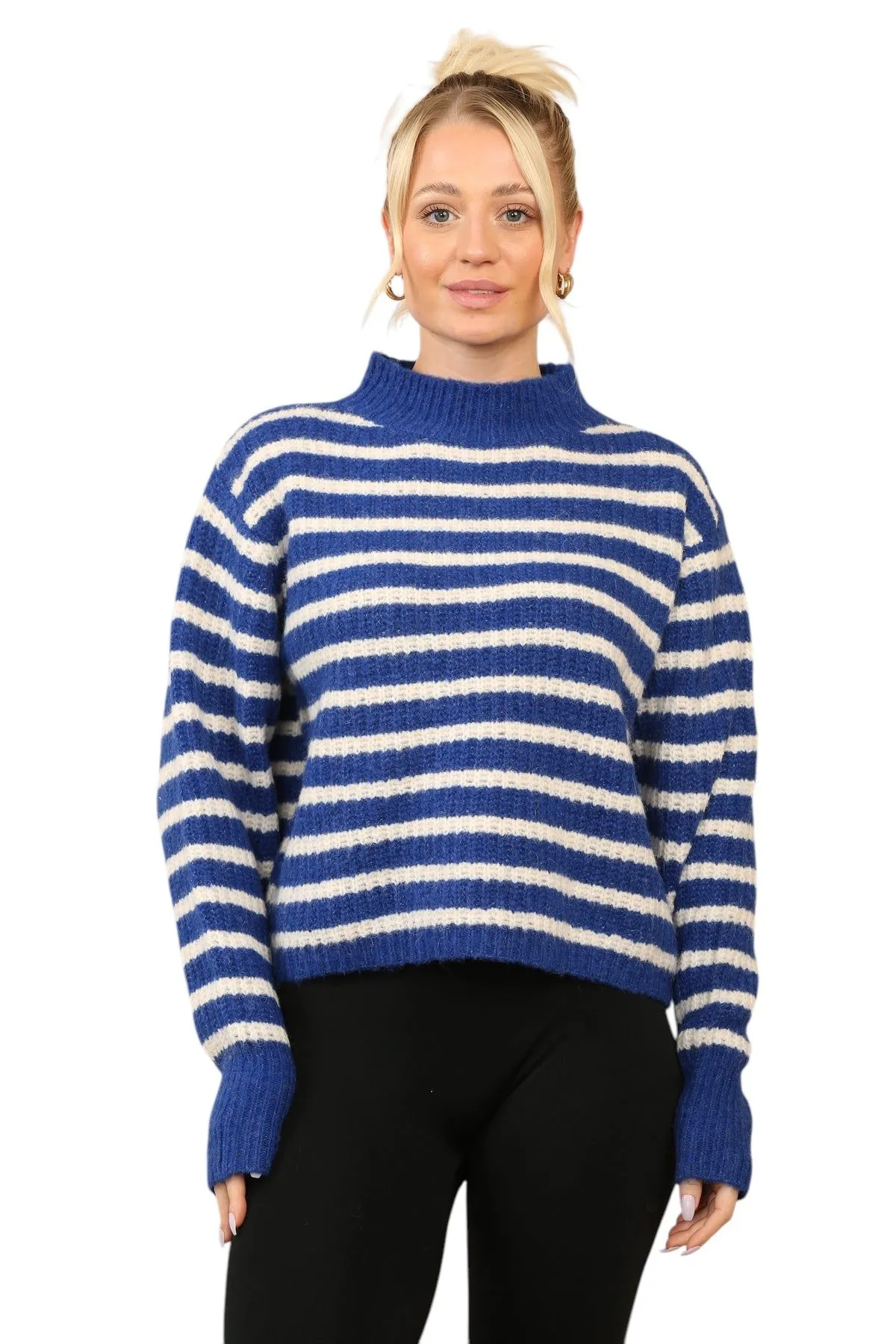 Cosy Striped Jumper with Mock Neck – Soft Acrylic Knit B/W